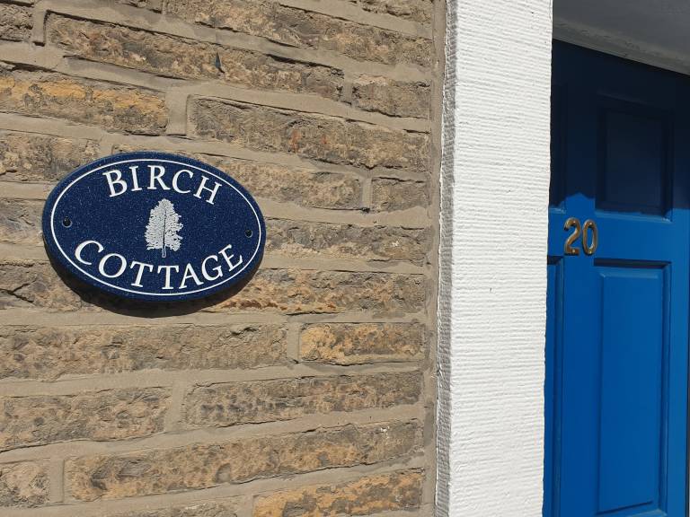 Cottage with terrace — photo 3