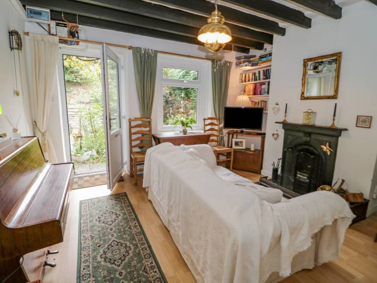 Cottage with garden | Beach view | Pets allowed — photo 2