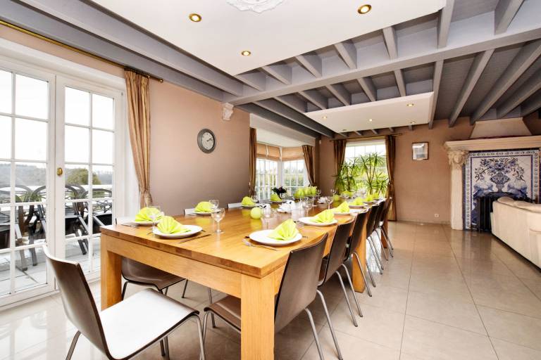 Fully equipped spacious villa with grill, sauna & patio | Dogs allowed — photo 4