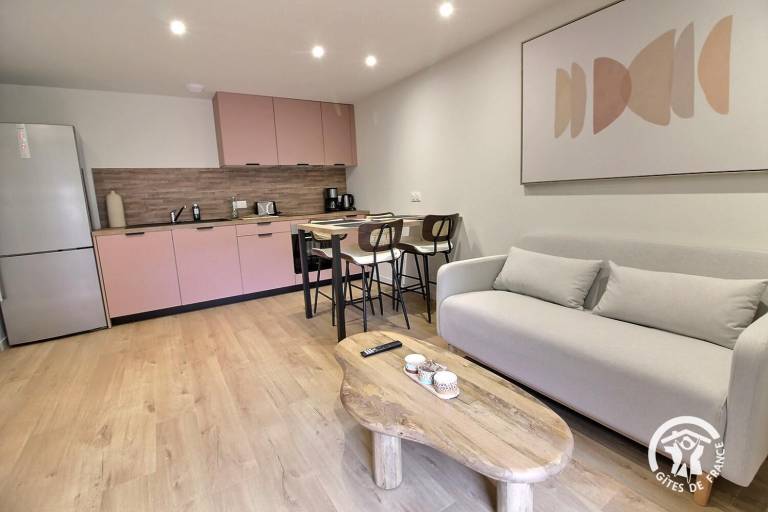 Gite with terrace & pool | Dogs allowed — photo 2