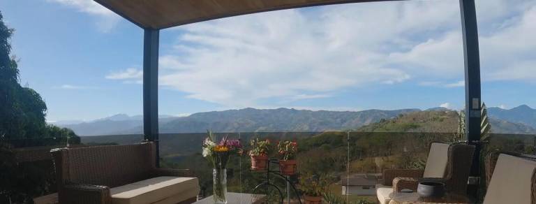 House Atenas