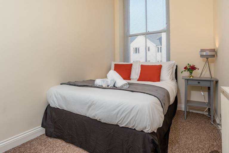 Apartment  Plymouth