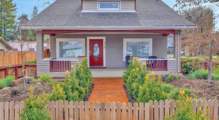 Nice vacation home | Dogs allowed in Paso Robles, CA