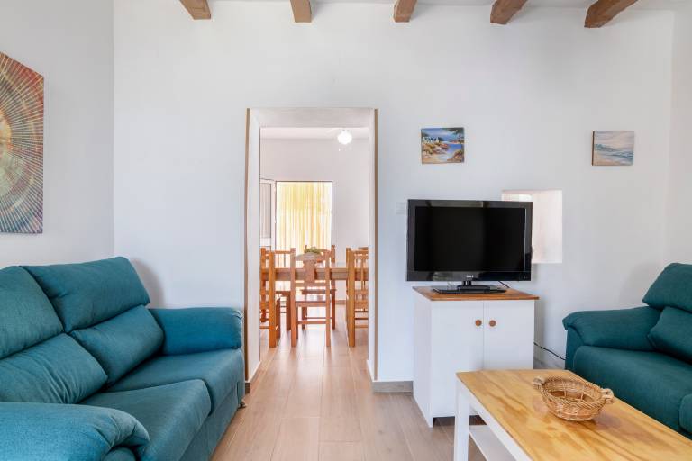 House with terrace, private pool & BBQ — photo 4