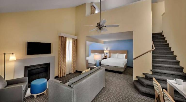Sonesta ES Suites Providence - Airport — photo 3