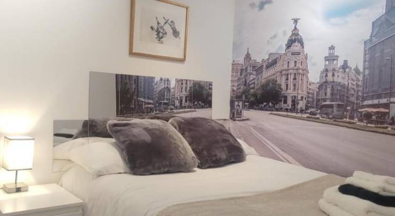 Spacious apartment with jacuzzi | Next to Royal Palace of Madrid | Pets are welcome — photo 2