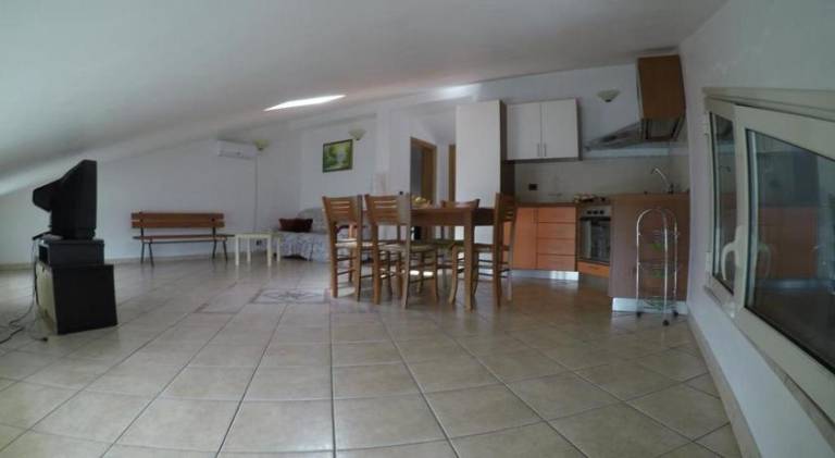 Rental apartment with pool in Avola