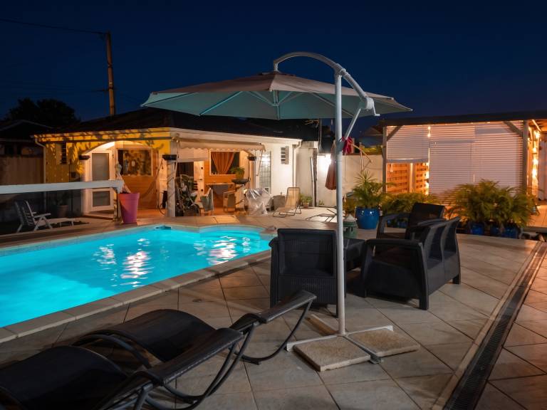 Studio flat Les Abymes