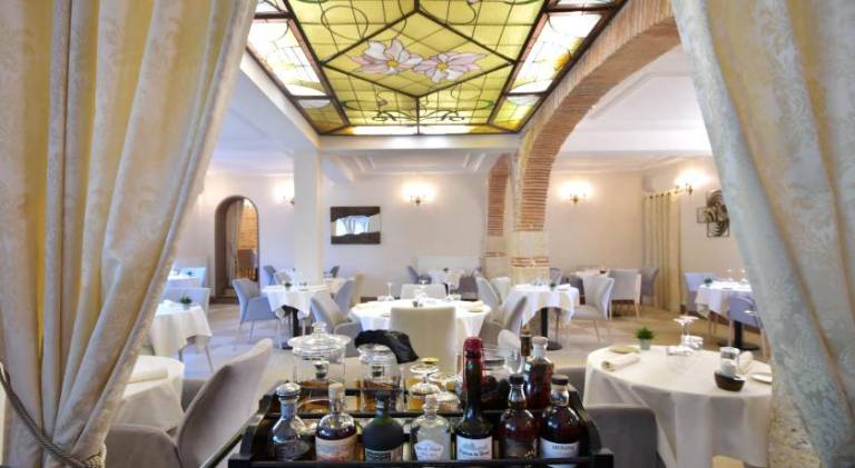 Logis Hotels - Le Saint Marcel — photo 2