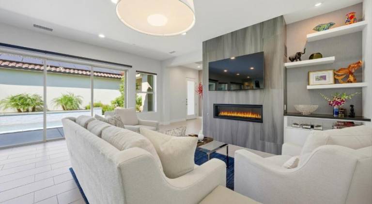 House with barbeque, yard & jacuzzi | Good for workation — photo 3