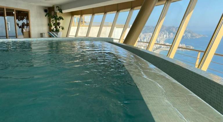 Rental apartment with pool & jacuzzi — photo 2