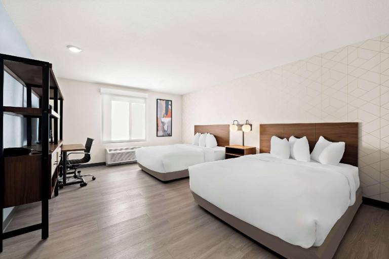 Everhome Suites Huntsville - Research Park — photo 2