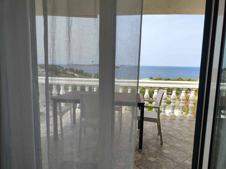 Holiday apartment Rubi 3, a beautiful apartment with an enchanting view of the sea — photo 5