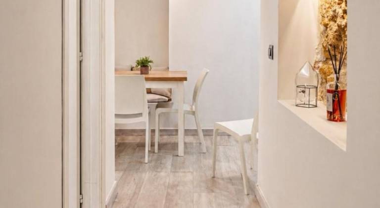 Wonderful rental apartment with hot tub | Next to Palermo Cathedral | Good for workation | Pets allowed in Palermo