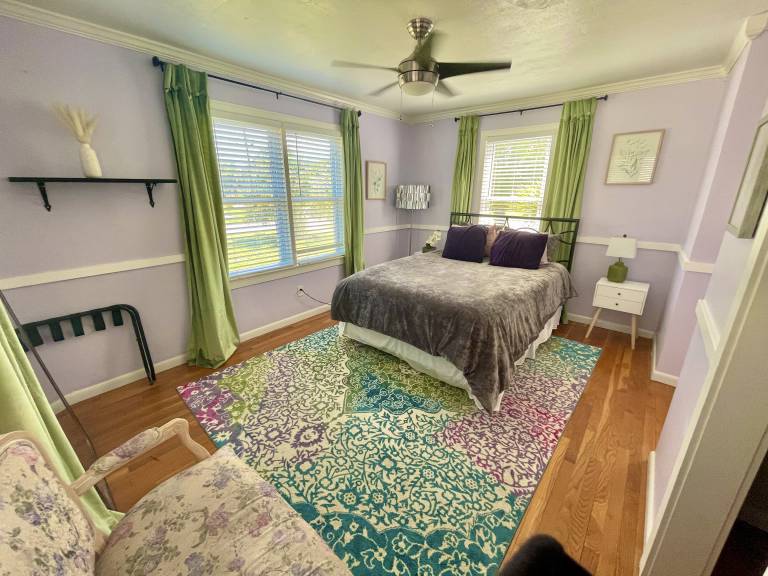 Guests Favorite! Charming Home in South Tampa! Best Location! Close to everything fun! — photo 5