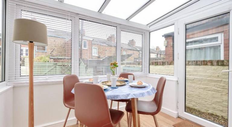 The Drey - Modern cottage for four in York Centre — photo 5