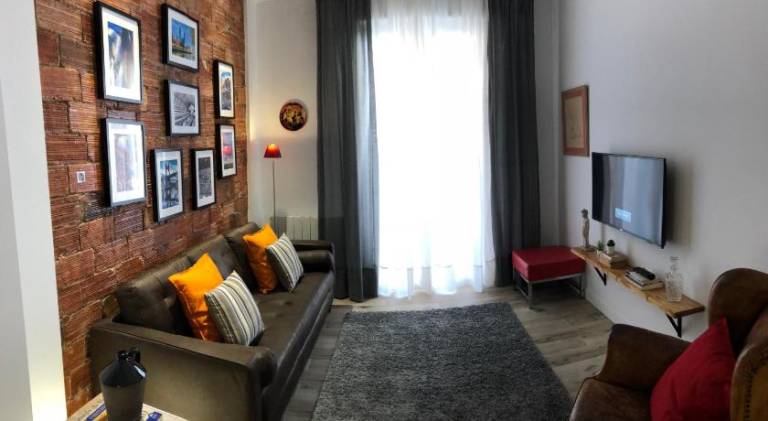 Rental apartment with 2 rooms for 5 persons — photo 2