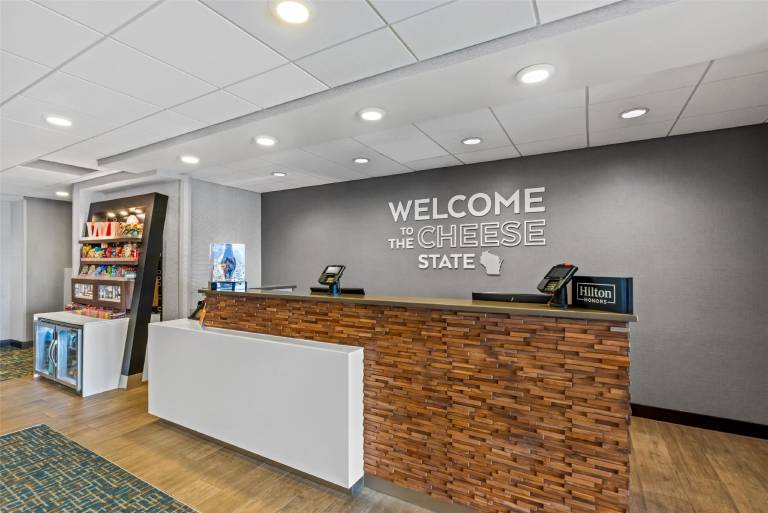 Hampton Inn Fond du Lac, WI — photo 5