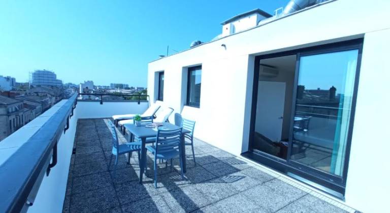 Serviced apartment with yard | Good for workation — photo 3