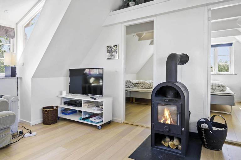 Holiday apartment with patio & grill | Sea view — photo 5