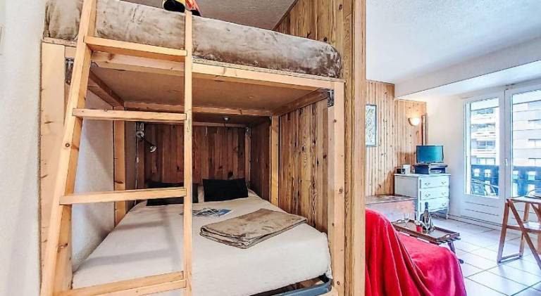 Pleasant apartment | Ski nearby | Pet-friendly — photo 2