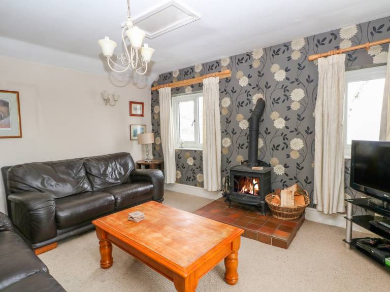 Family-friendly cottage with garden | Pets allowed — photo 2