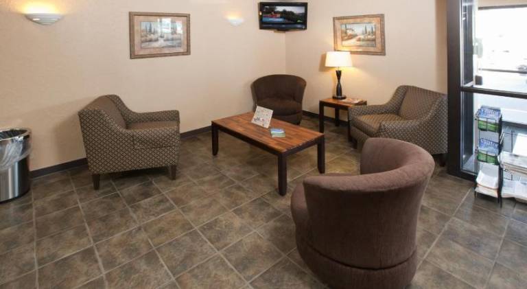 Med City Inn & Suites Rochester Mayo Clinic Area — photo 4