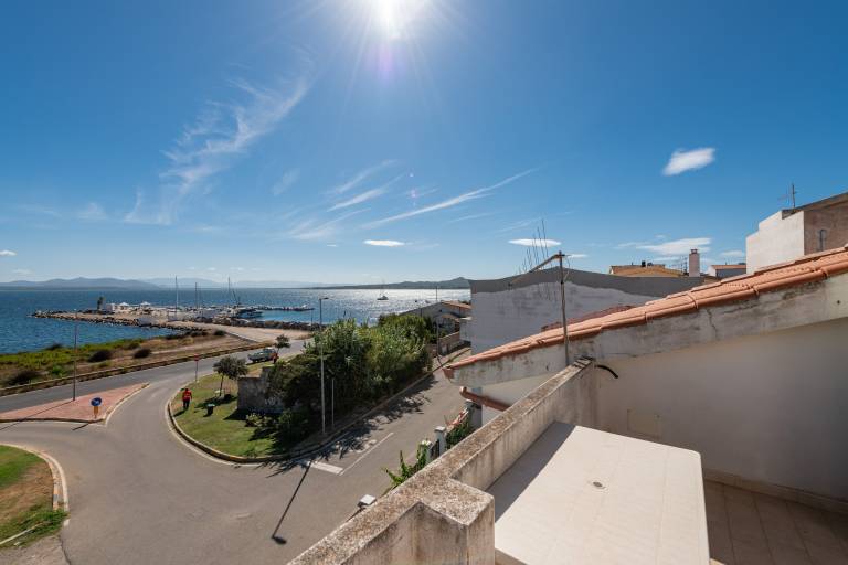 Holiday Home Casa Vacanze 21 Aprile - 1 with Sea View & Terraces — photo 4