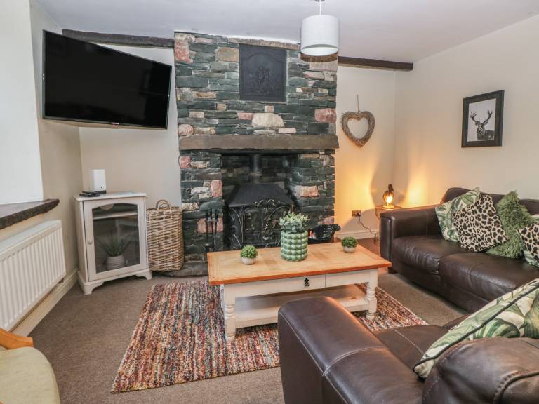 Family-oriented nice cottage with yard | Pets are welcome — photo 5