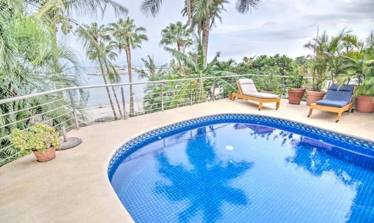 House  La Cruz de Huanacaxtle