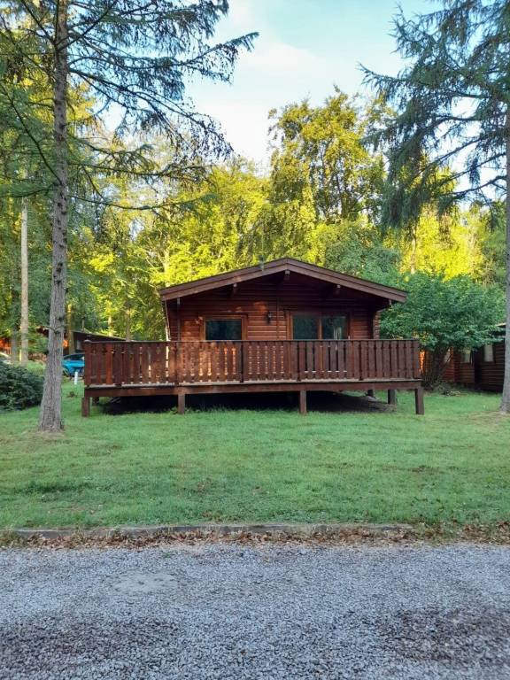 Cabin  Legbourne