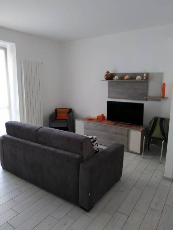 Canada modern apartment near the lake in Carciano — photo 3
