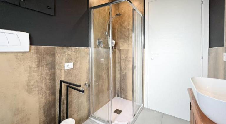 Rental apartment with 2 rooms for 6 persons — photo 3