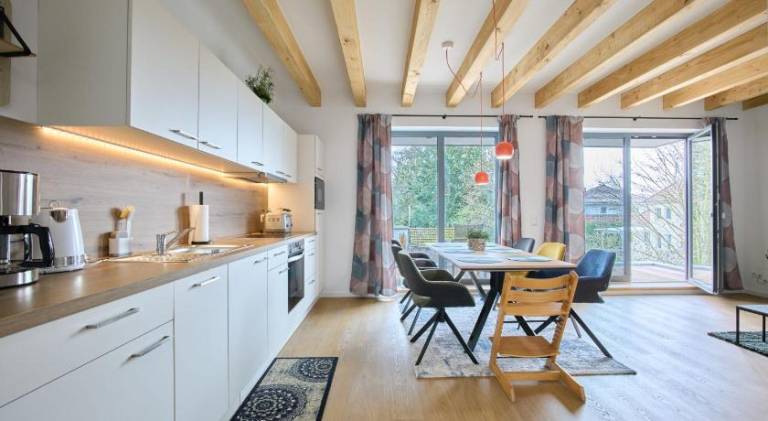 Apartment with terrace — photo 2