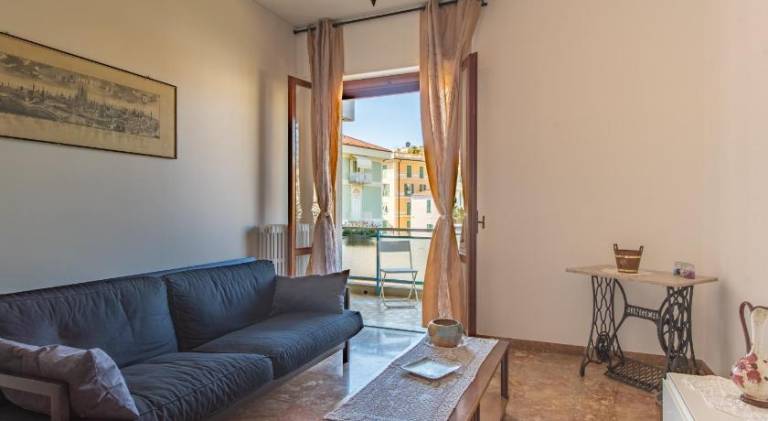 Holiday apartment with 2 rooms for 5 persons — photo 2