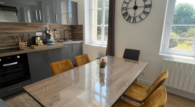 Rental apartment with 2 rooms for 5 persons — photo 4