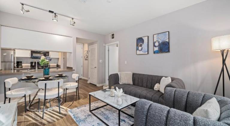 Rental apartment with 2 rooms for 6 persons — photo 2