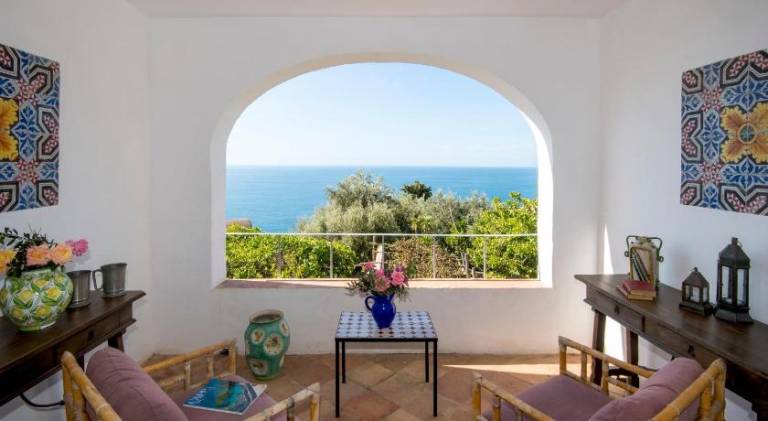 Villa with 2 rooms for 5 persons in Amalfi
