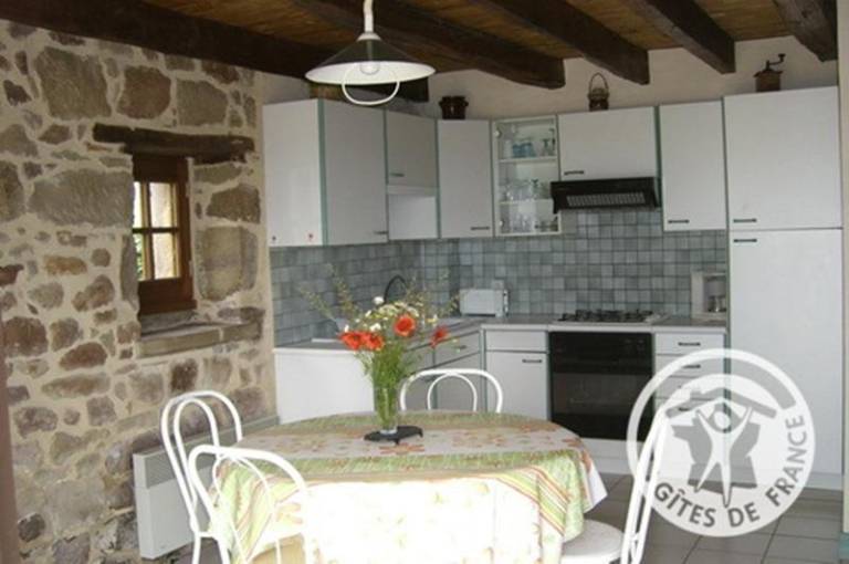 Nice gite with terrace, barbecue & yard | Dogs allowed — photo 5