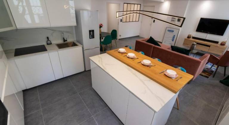 Charming rental apartment | Perfect for remote work | Pets allowed — photo 3