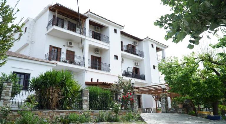 Hotel Defkalion in Volos