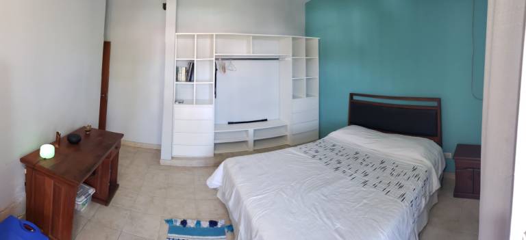 Quarto particular Yerba Buena