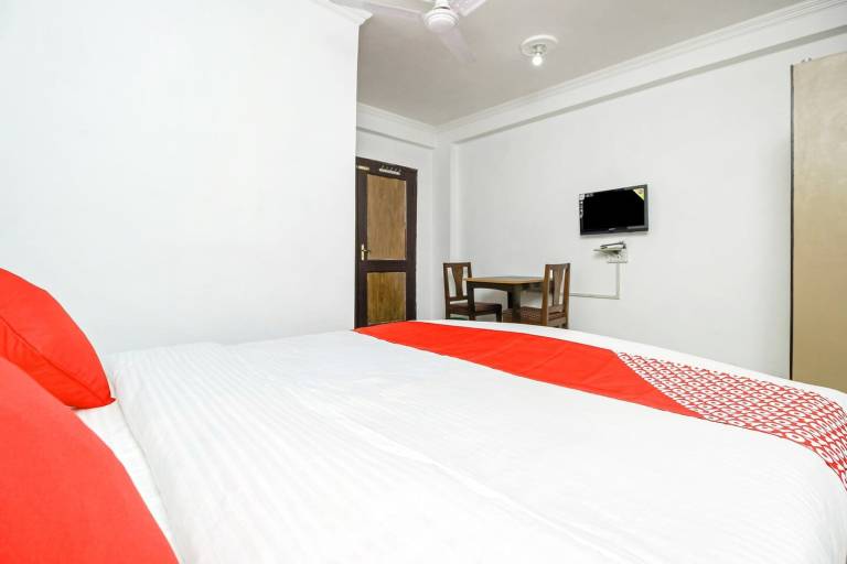 Hotel O Jahangir Chowk Formerly City Star