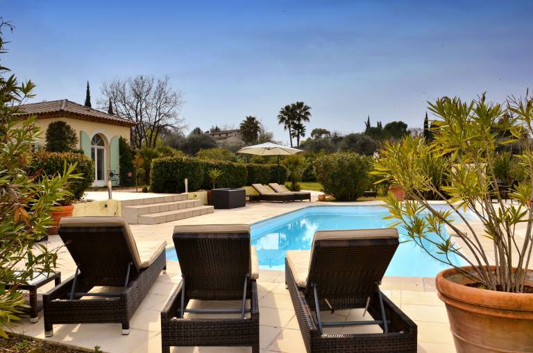 Villa  Opio