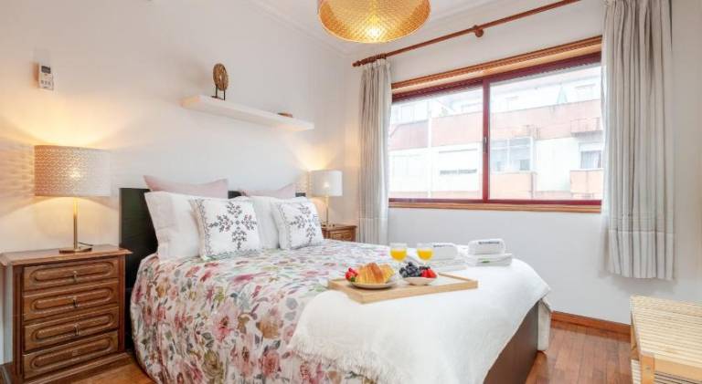 Apartment | Near Clérigos Church | Pet-friendly in Porto