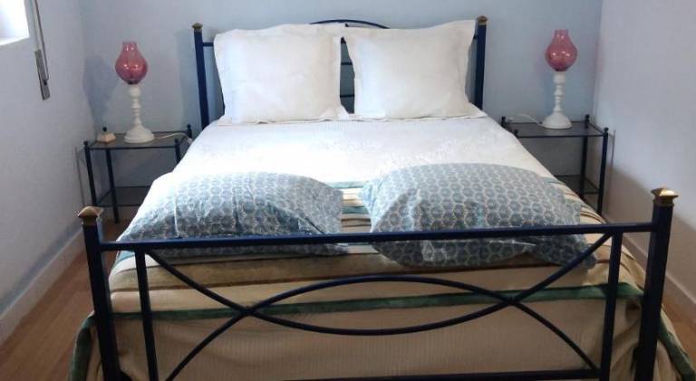 House with 2 rooms for 5 persons — photo 2
