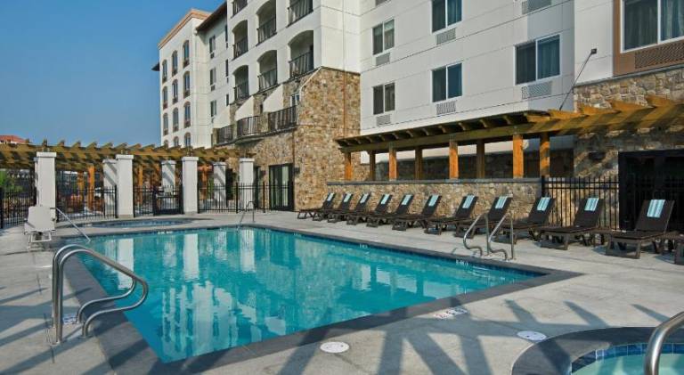 Oxford Suites Sonoma- Rohnert Park — photo 4