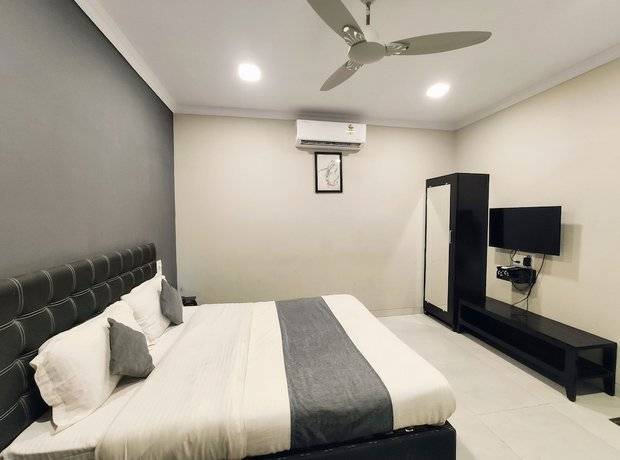 House Gorai Beach