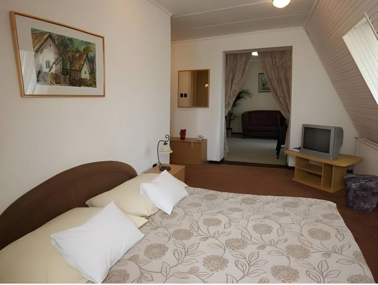 Szolgáltatott apartman  Kápolnásnyék