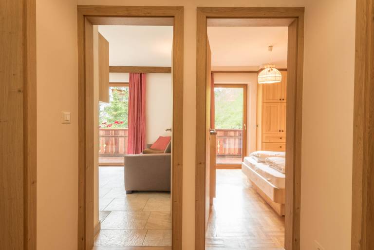 Rustic Apartment "Emil" with Balcony, Mountain View, Garden & Wi-Fi — photo 5
